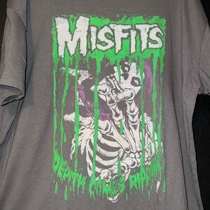 Misfits large T-shirt
